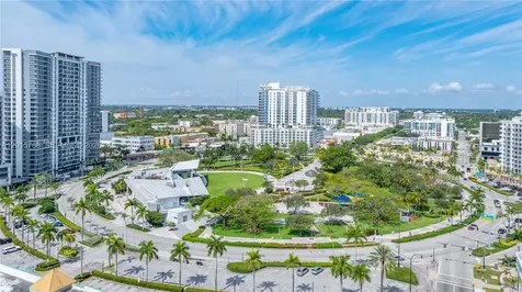 1916 - 1918 Grant Street Hollywood FL 33020