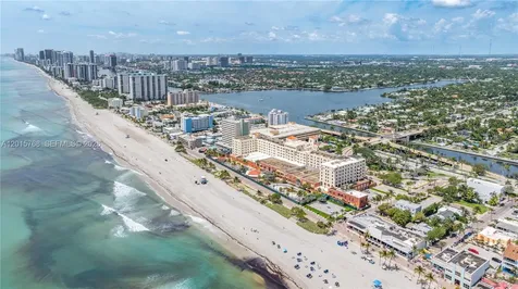 1916 - 1918 Grant Street Hollywood FL 33020