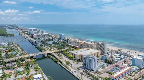 1916 - 1918 Grant Street Hollywood FL 33020