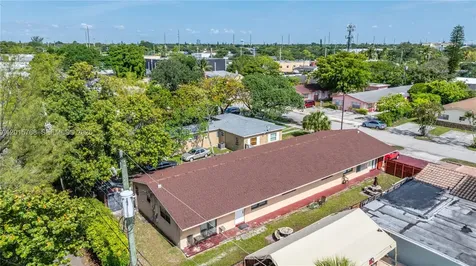 1916 - 1918 Grant Street Hollywood FL 33020