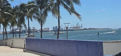 325 S Biscayne Boulevard Miami FL 33131
