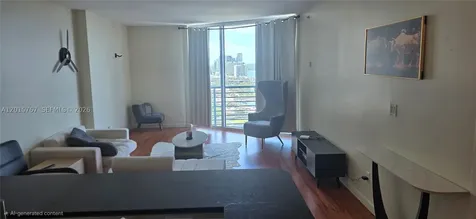 325 S Biscayne Boulevard Miami FL 33131