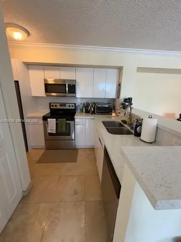11155 SW 5th Place Pembroke Pines FL 33025
