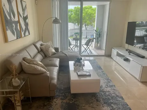 11155 SW 5th Place Pembroke Pines FL 33025