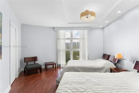 19111 Collins Avenue Sunny Isles Beach FL 33160