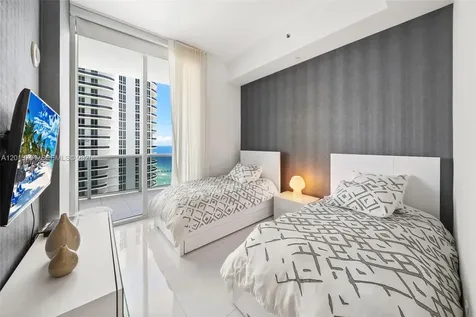 15901 Collins Avenue Sunny Isles Beach FL 33160