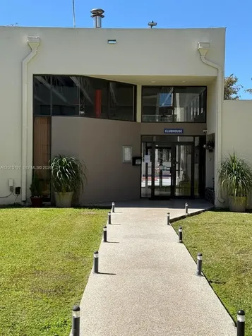 8002 SW 149th Avenue Miami FL 33193