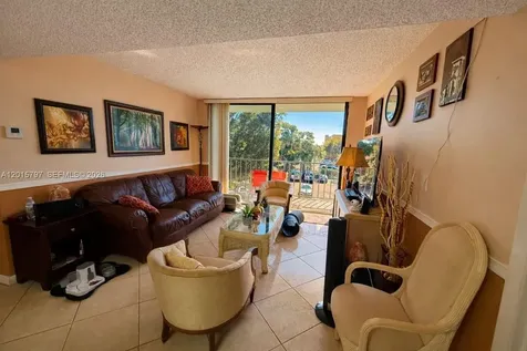 8002 SW 149th Avenue Miami FL 33193