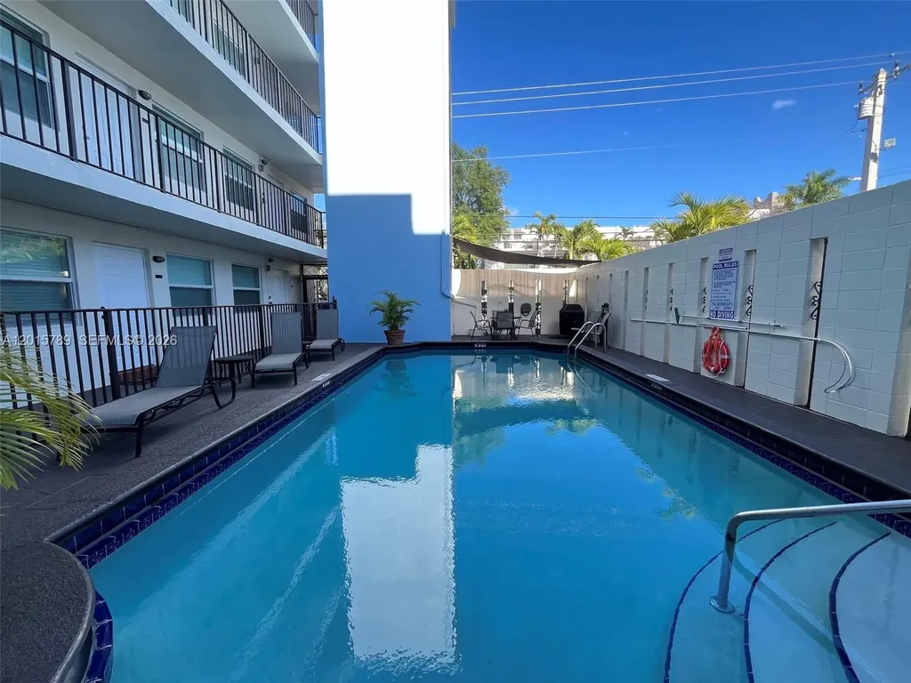 611 NE 14th Avenue Fort Lauderdale FL 33304