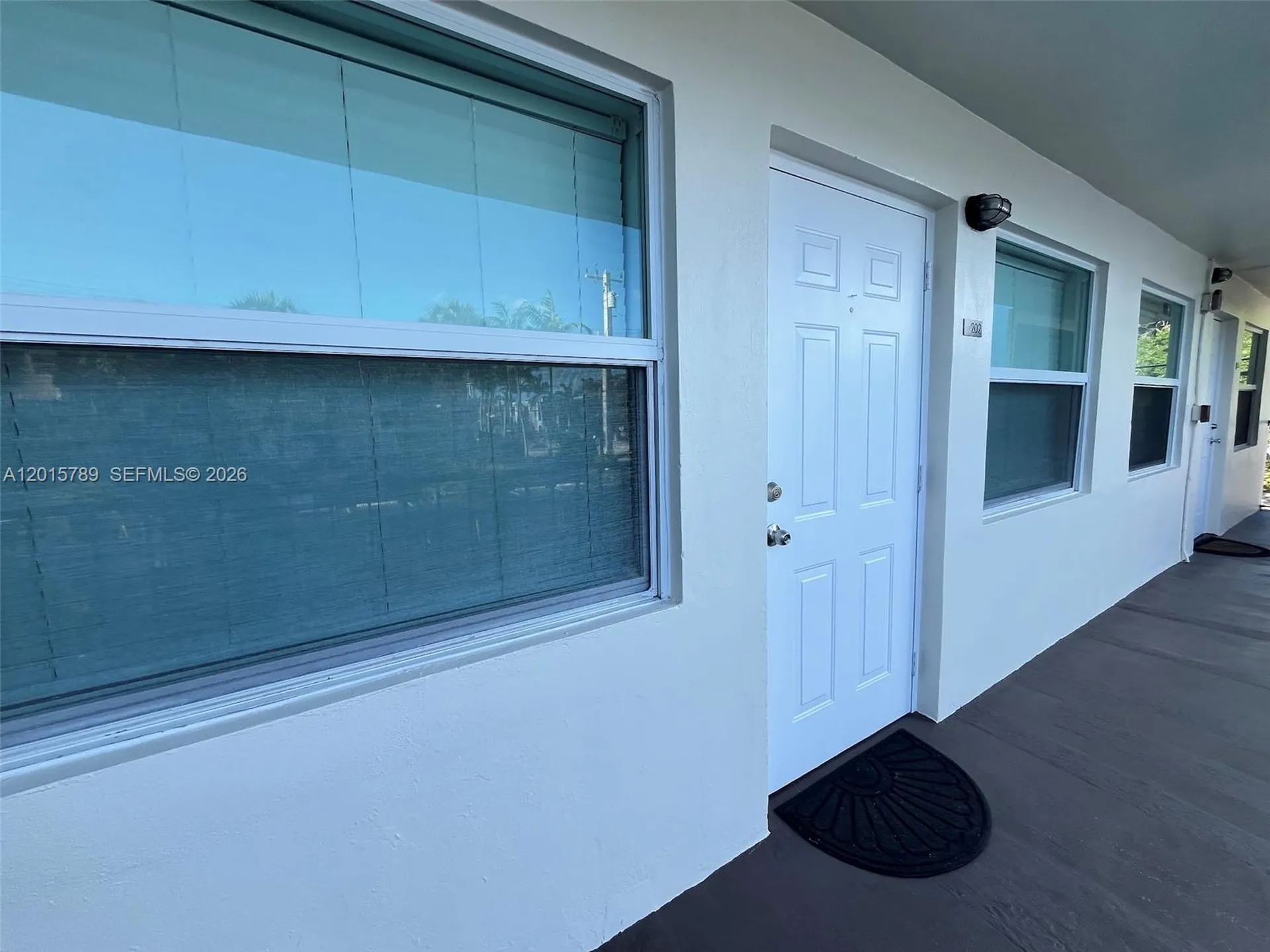 611 NE 14th Avenue Fort Lauderdale FL 33304