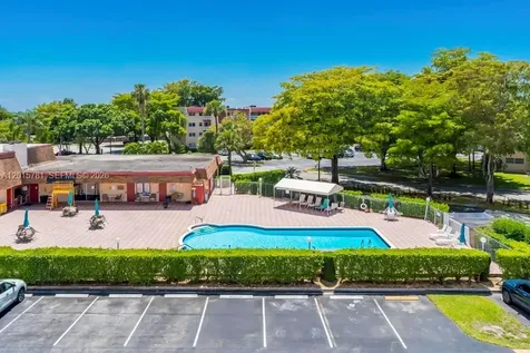 1020 Country Club Drive Margate FL 33063
