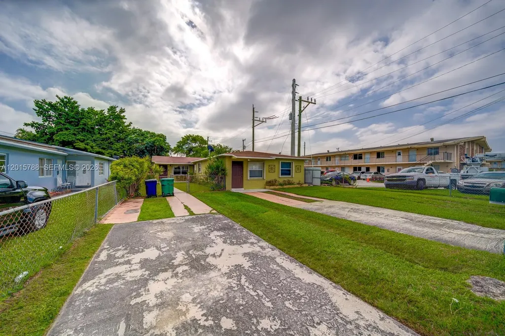 7358 - 7360 SW 23rd Street Miami FL 33155