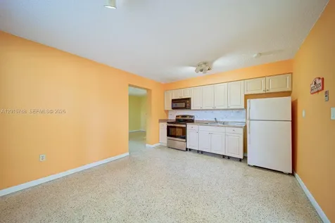 7358 - 7360 SW 23rd Street Miami FL 33155