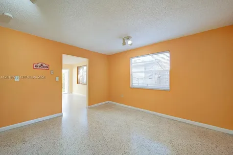7358 - 7360 SW 23rd Street Miami FL 33155