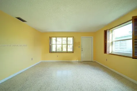 7358 - 7360 SW 23rd Street Miami FL 33155