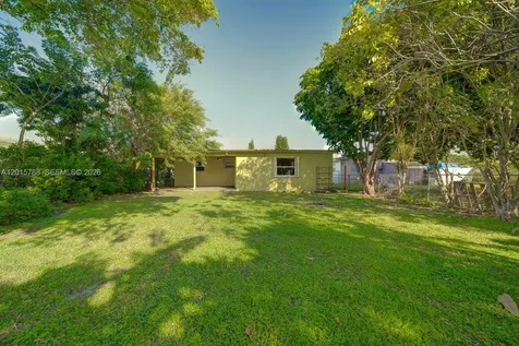 7358 - 7360 SW 23rd Street Miami FL 33155