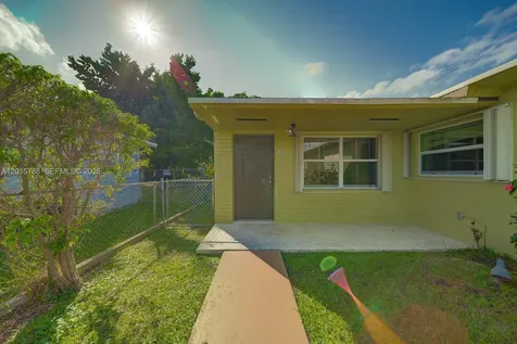 7358 - 7360 SW 23rd Street Miami FL 33155