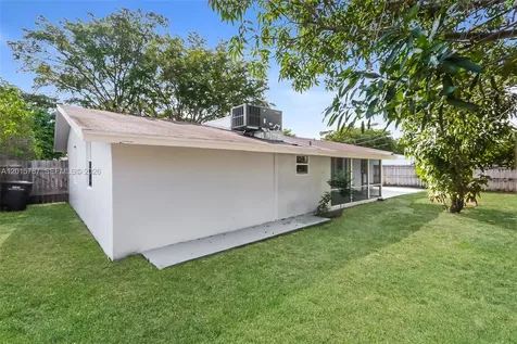 401 Superior Place West Palm Beach FL 33409