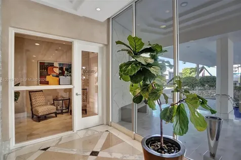 6917 Collins Avenue Miami Beach FL 33141