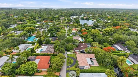 13060 SW 70th Avenue Pinecrest FL 33156