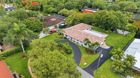 13060 SW 70th Avenue Pinecrest FL 33156