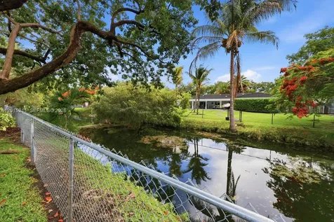 13060 SW 70th Avenue Pinecrest FL 33156