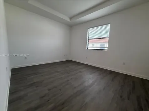 10606 W 33rd Way Hialeah FL 33018