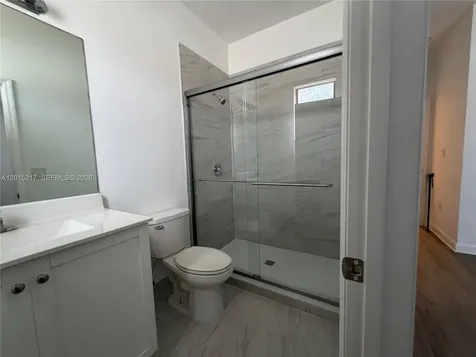 10606 W 33rd Way Hialeah FL 33018
