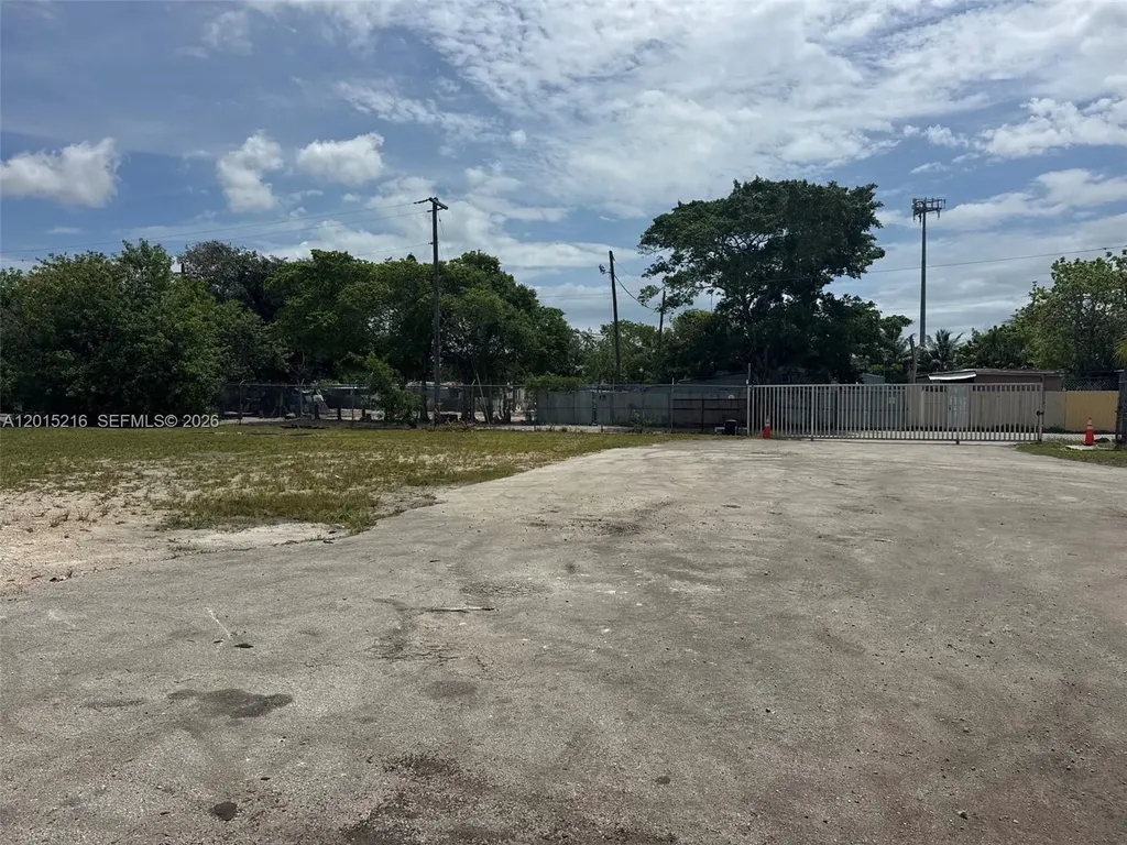 2955 NW 75th Street Miami FL 33147