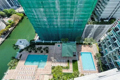 31 SE 5th Street Miami FL 33131