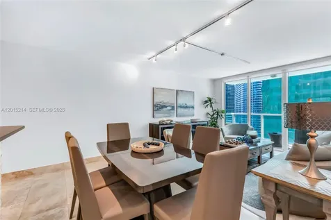 31 SE 5th Street Miami FL 33131