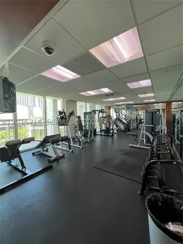 31 SE 5th Street Miami FL 33131