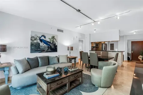 31 SE 5th Street Miami FL 33131