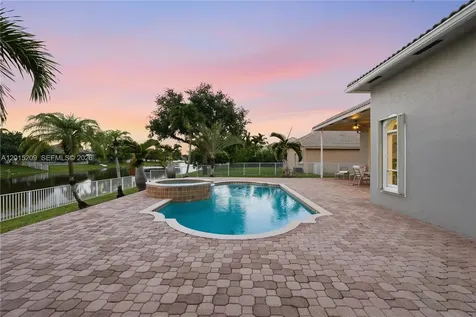 1836 NW 139th Avenue Pembroke Pines FL 33028