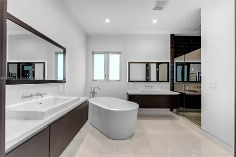 8221 NW 34th Drive Doral FL 33122
