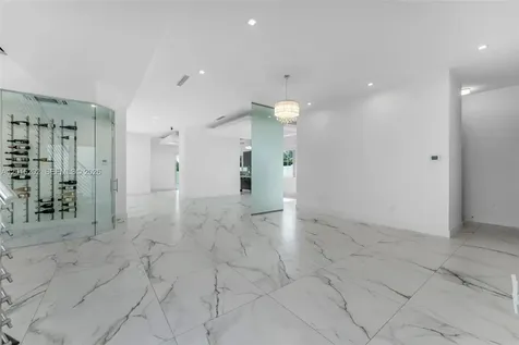 8221 NW 34th Drive Doral FL 33122