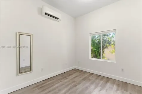 830 SE 14th Street Fort Lauderdale FL 33316