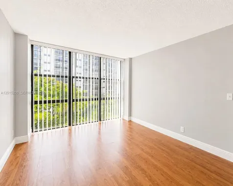 17011 N Bay Road Sunny Isles Beach FL 33160