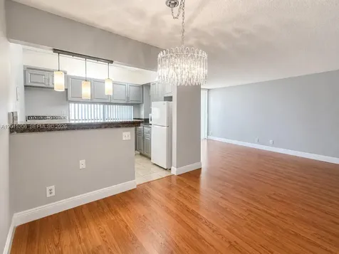 17011 N Bay Road Sunny Isles Beach FL 33160