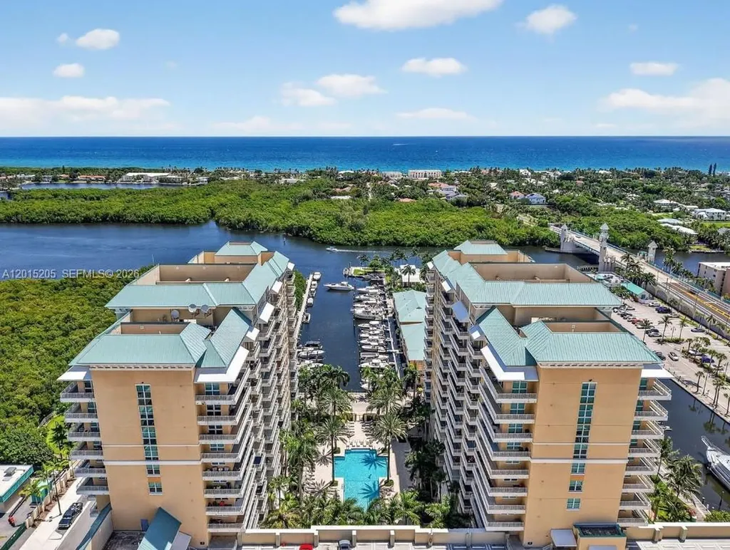 625 Casa Loma Boulevard Boynton Beach FL 33435