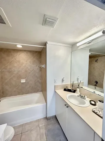 625 Casa Loma Boulevard Boynton Beach FL 33435