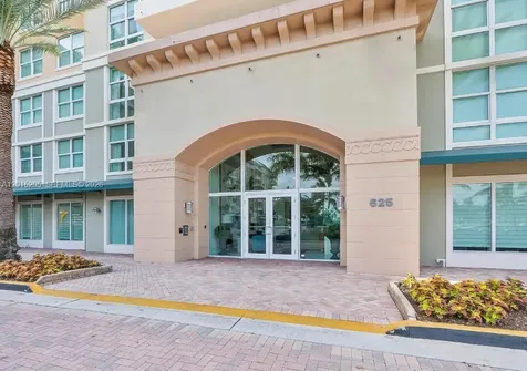 625 Casa Loma Boulevard Boynton Beach FL 33435