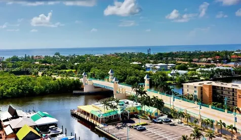 625 Casa Loma Boulevard Boynton Beach FL 33435
