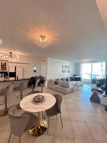 625 Casa Loma Boulevard Boynton Beach FL 33435