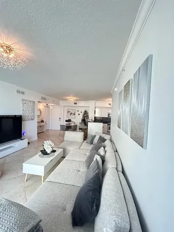 625 Casa Loma Boulevard Boynton Beach FL 33435