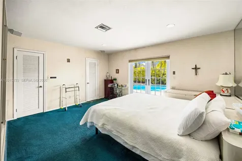 21141 NE 21st Court Miami FL 33179