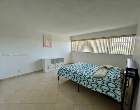 215 SE 3rd Avenue Hallandale Beach FL 33009