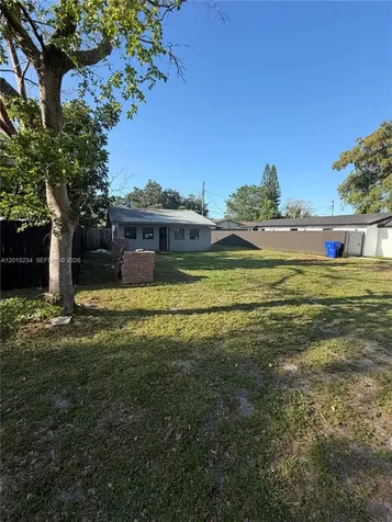 6123 Call Street Hollywood FL 33024