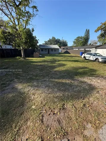 6123 Call Street Hollywood FL 33024