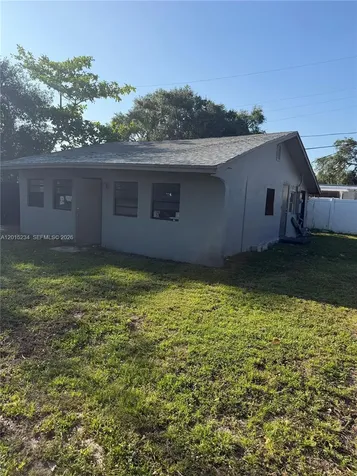 6123 Call Street Hollywood FL 33024